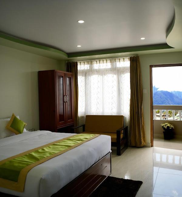 Hotel Tawang Heights , Tawang Exteriör bild